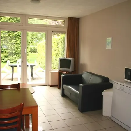 Type D Basis 6 Persoons Bungalow *