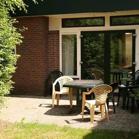 Type D Basis 6 Persoons Bungalow Resort Terwolde