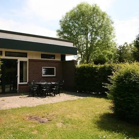 Type D Basis 6 Persoons Bungalow *