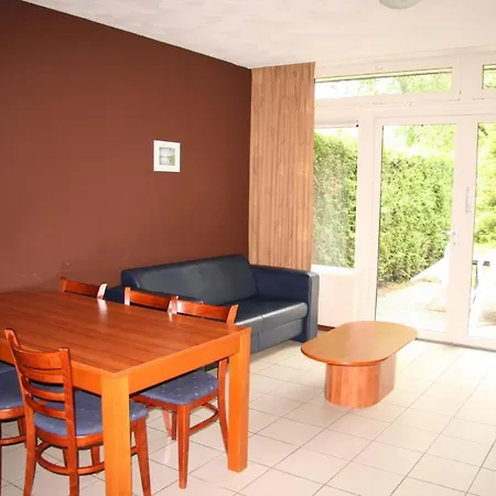 Type D Basis 6 Persoons Bungalow Resort Terwolde